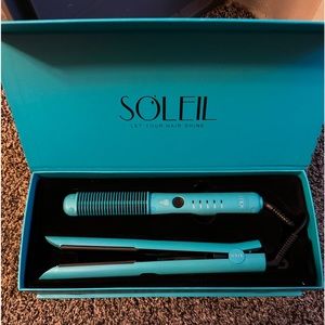 Brand new turquoise Soleil professional, flat, iron, and styling comb